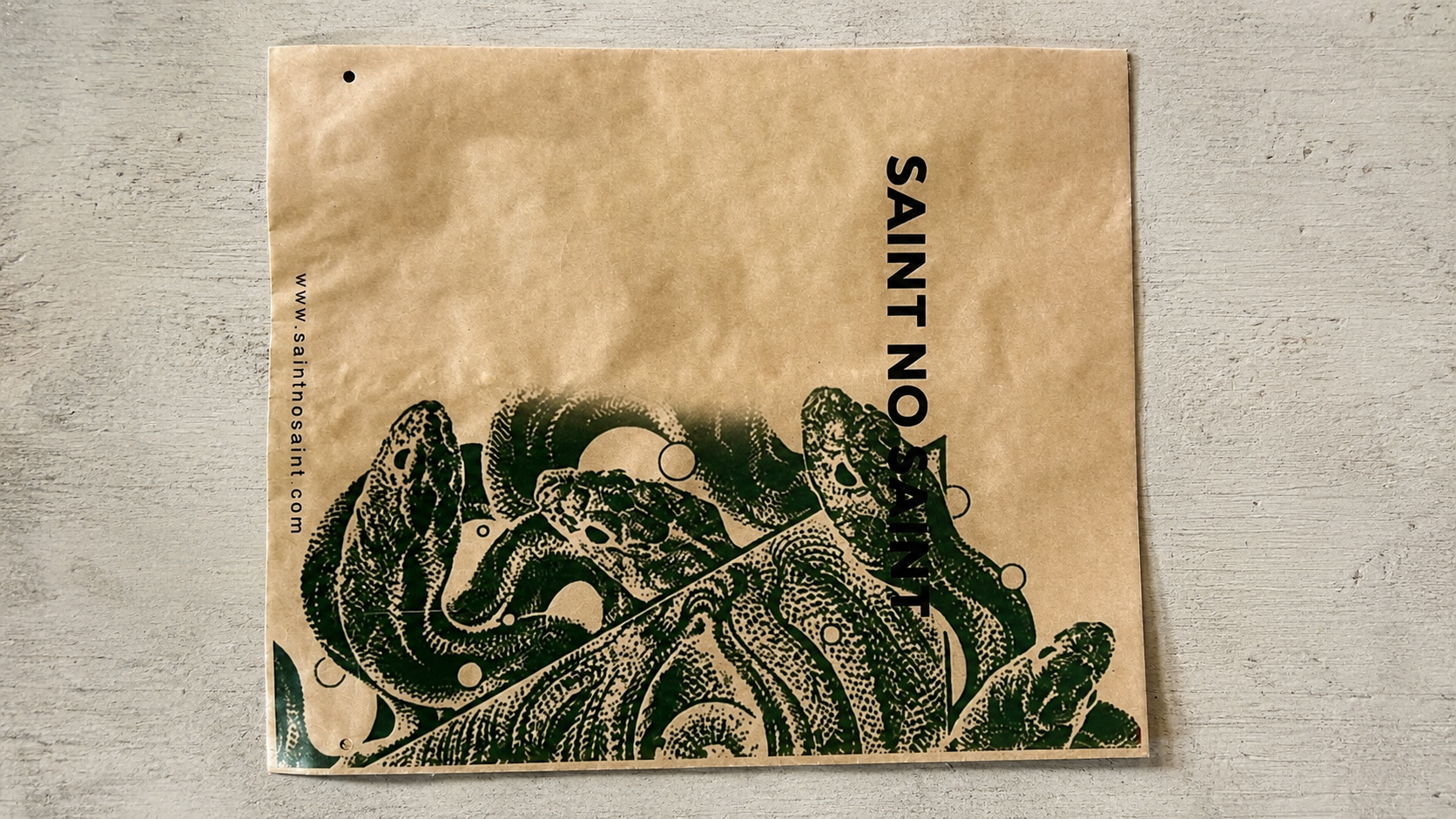 SNS: paper mailer bag design